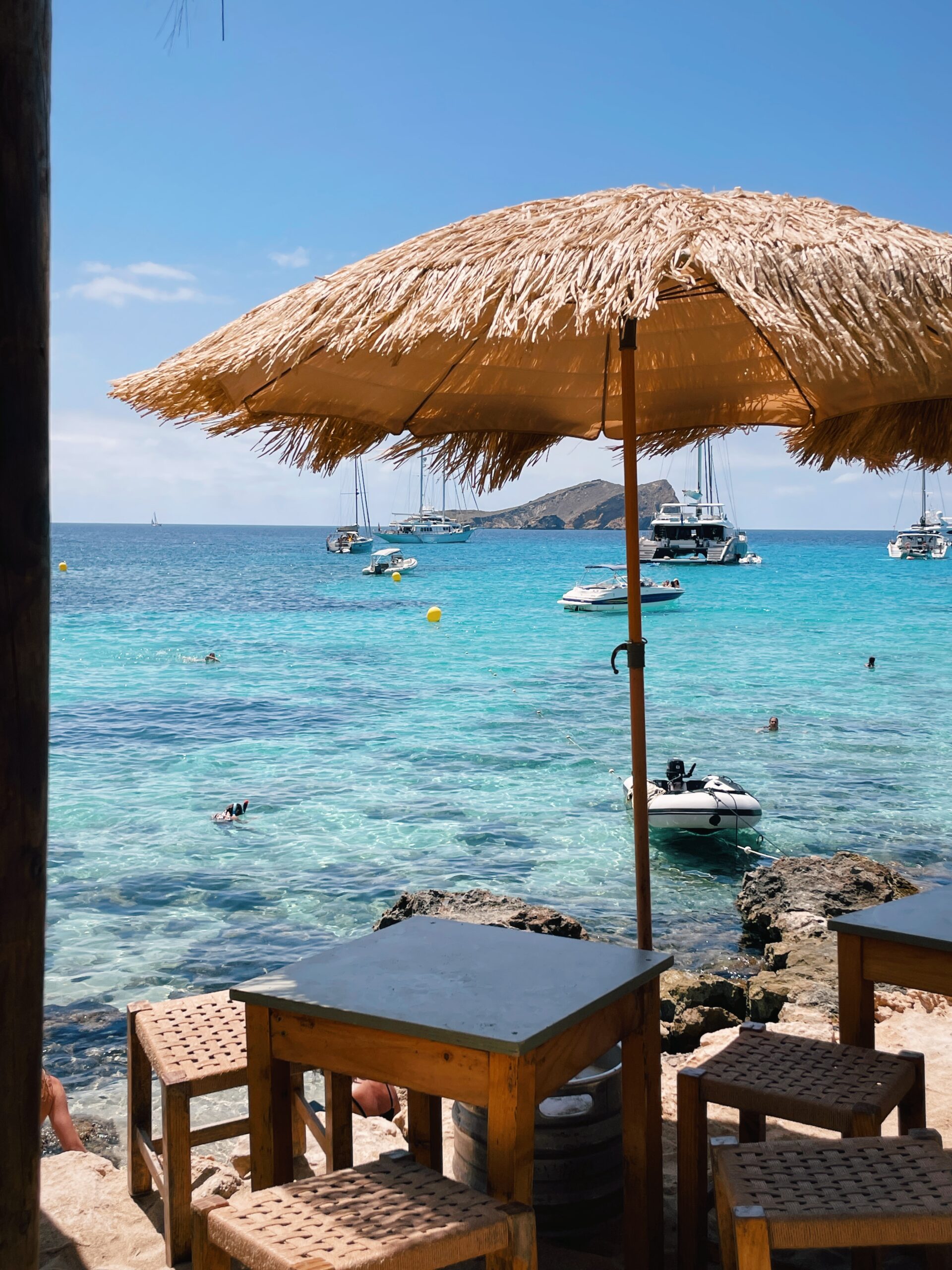 Created with RNI Films app. Profile 'Agfa Optima 200'